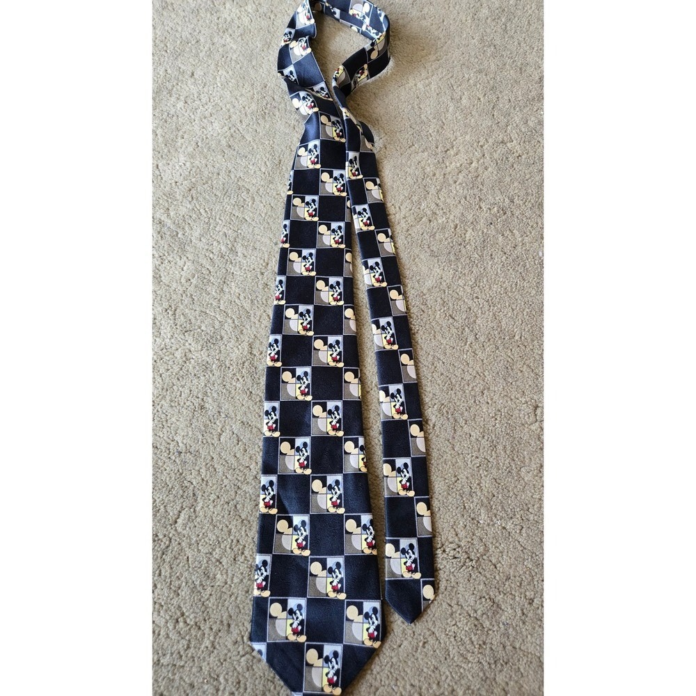 Mixed Lot 7 Mens Neckties Silk Disney Mickey 101 Dalmatians Looney Tunes Tie